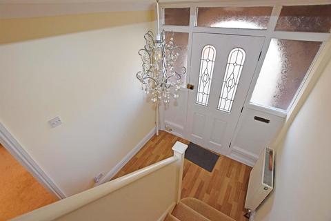 3 bedroom detached house for sale, Henry Street, Rainham