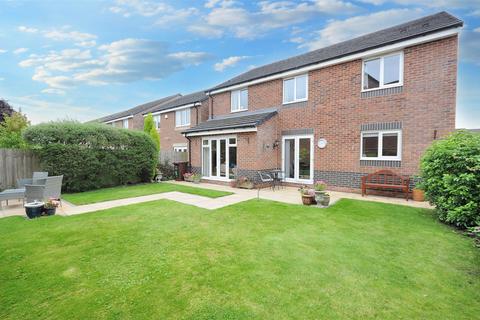 5 bedroom detached house for sale, Blundell Drive, Stone