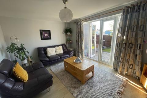 3 bedroom end of terrace house for sale, Clayton Road (Heol Clayton), Buckley CH7