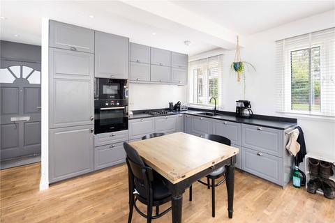 1 bedroom flat for sale, Rosebery House, Sewardstone Road, Bethnal Green, London, E2