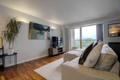 2 bedroom apartment for sale, Whitehall Waterfront, Leeds, LS1