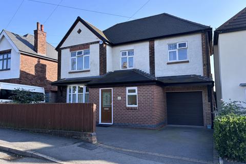 4 bedroom detached house for sale, Eureka Road, Swadlincote, DE11