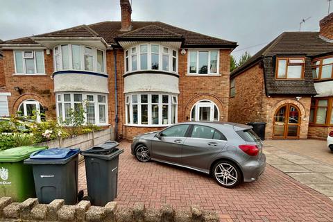 3 bedroom semi-detached house for sale, Pickwick Grove, Moseley B13