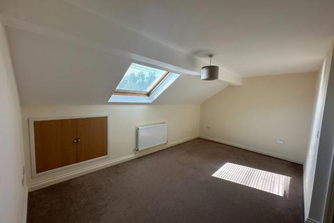 2 bedroom flat to rent, Brook Court, Padiham