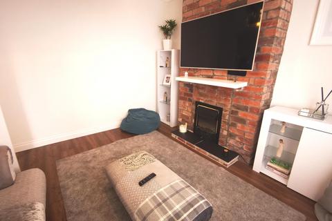 2 bedroom semi-detached house to rent, Hayleazes Road, Denton Burn, Newcastle upon Tyne, NE15