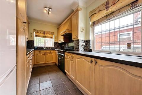 3 bedroom semi-detached house for sale, Bath Road, Calcot Row, Reading