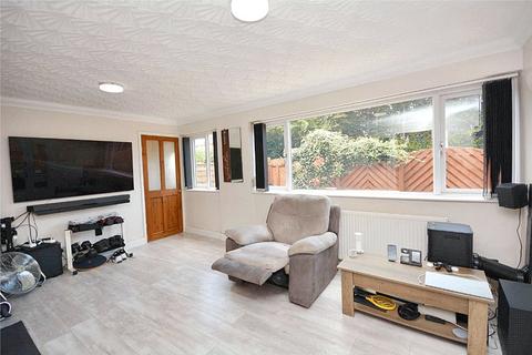 3 bedroom house for sale, Moorfield Road, Leeds, West Yorkshire