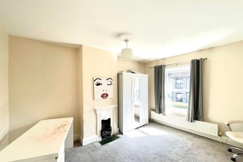 3 bedroom property for sale, Cressfield Road, Huddersfield, HD3