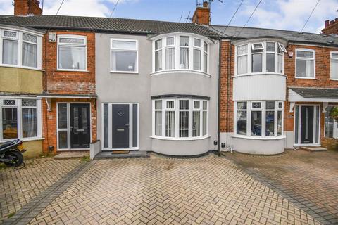 3 bedroom terraced house for sale, Westfield Road, Hull