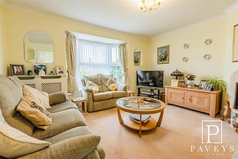 4 bedroom detached house for sale, Snape Way, Frinton-On-Sea