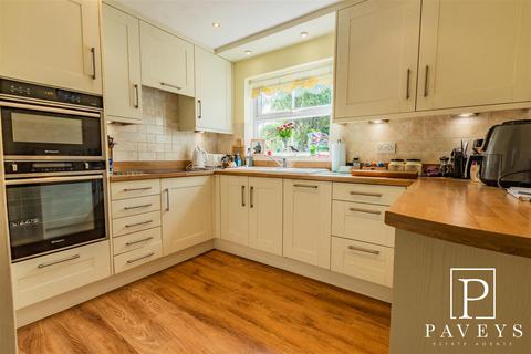 4 bedroom detached house for sale, Snape Way, Frinton-On-Sea