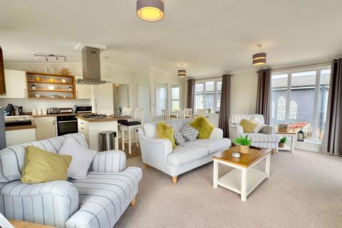 2 bedroom lodge for sale, 38 Polventon, St Merryn Park, St Merryn, PL28 8QA