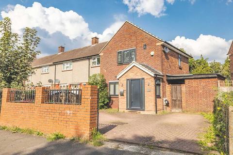 2 bedroom end of terrace house for sale, The Frithe, Slough SL2