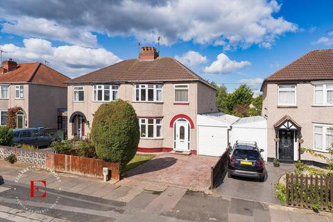 3 bedroom semi-detached house for sale, Elm Tree Avenue, Tile Hill