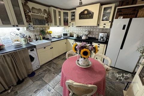 67 Chepstow Road, Treorchy, CF42 6UU