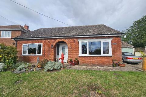 2 bedroom detached bungalow for sale, Main Street, Horncastle LN9