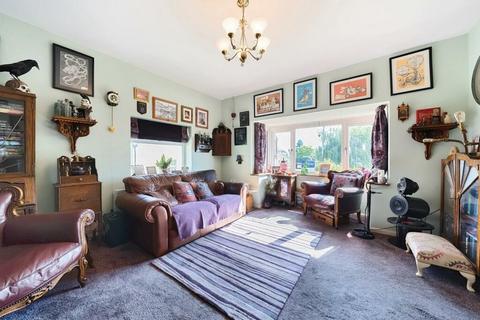 2 bedroom detached bungalow for sale, Main Street, Horncastle LN9