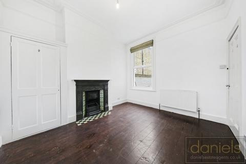 2 bedroom ground floor flat for sale, Bathurst Gardens, Kensal Rise, London, NW10