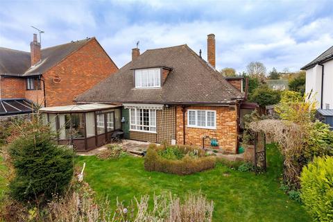 2 bedroom detached house for sale, Highfield Place, Epping