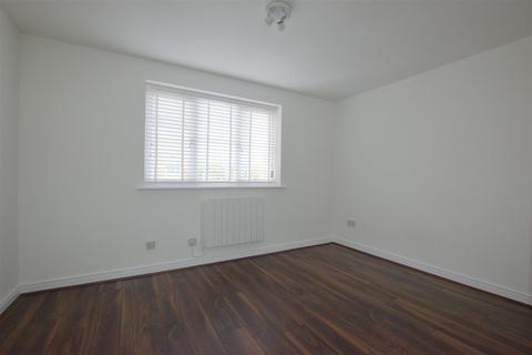 1 bedroom flat to rent, Dairyman Close, London NW2