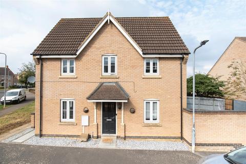 3 bedroom house for sale, Wittlich Road, Wellingborough