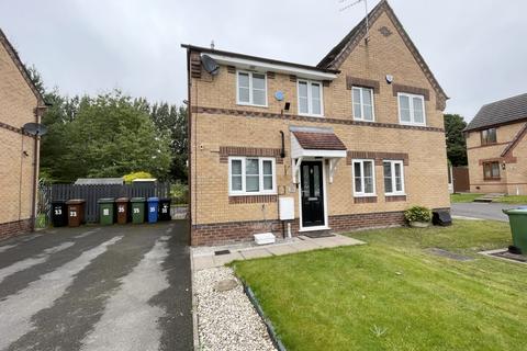 2 bedroom semi-detached house to rent, Petrel Close, Stockport, Cheshire, SK3