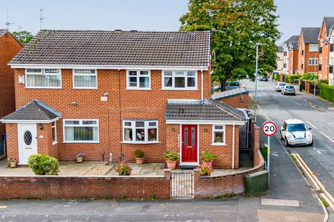 3 bedroom semi-detached house for sale, Bewsey Road, Warrington, WA2