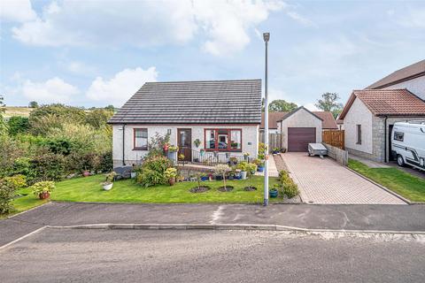 3 bedroom detached bungalow for sale, Carneil Gardens, Carnock