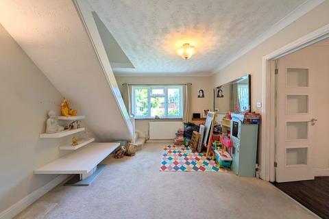 3 bedroom semi-detached bungalow for sale, Hatton Road, Feltham, TW14