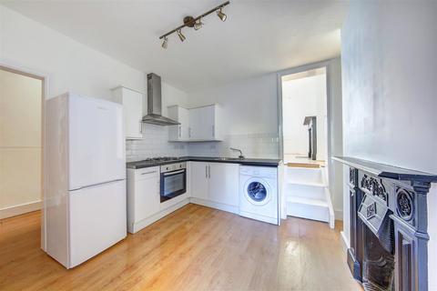 1 bedroom detached house to rent, Upper Tulse Hill ., London SW2