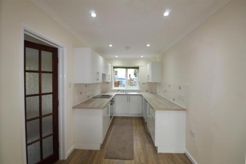 2 bedroom terraced house to rent, King Street