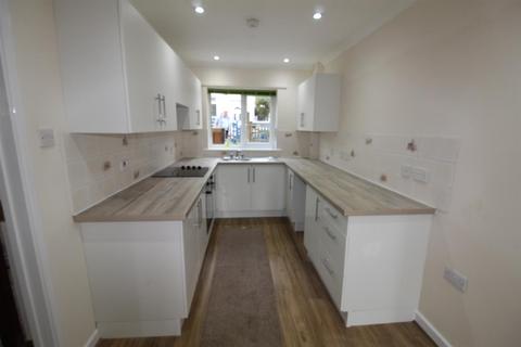 2 bedroom terraced house to rent, King Street