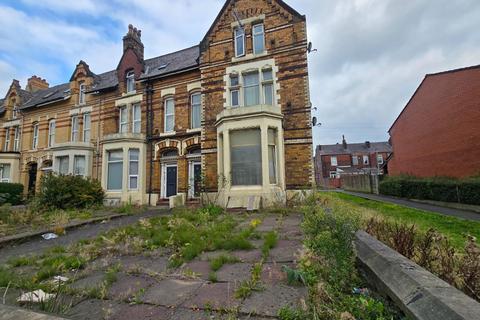 1 bedroom flat for sale, Walmersley Road, Bury BL9