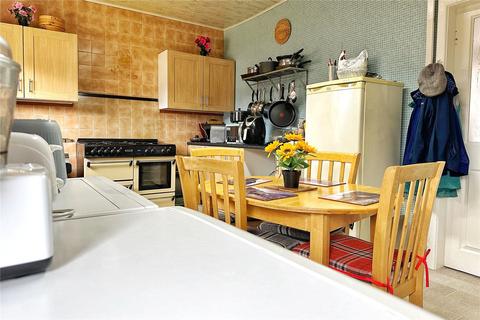 48 Higher House Close, Chadderton, Oldham, OL9 8LW