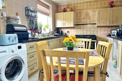 48 Higher House Close, Chadderton, Oldham, OL9 8LW