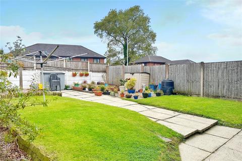48 Higher House Close, Chadderton, Oldham, OL9 8LW