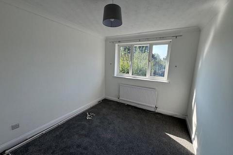 2 bedroom flat for sale, Redhoave Road, Canford Heath, Poole