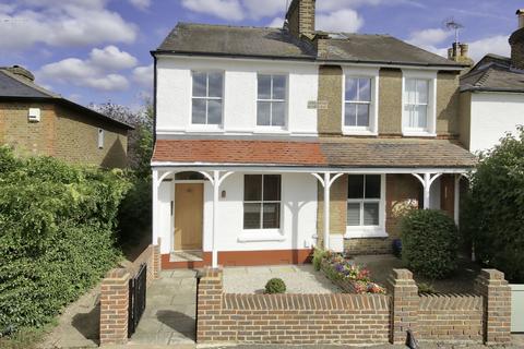 3 bedroom house for sale, Park Road, Kingston Upon Thames KT1