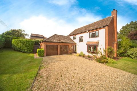 4 bedroom detached house for sale, Ferry Lane, Bury St. Edmunds IP28