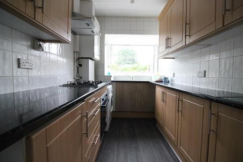 3 bedroom house to rent, Hillborne Close, Hayes