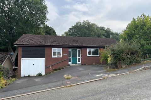 4 bedroom detached bungalow for sale, The Dingle, Knighton