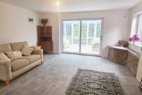 4 The Dingle, Knighton, LD7 1LD