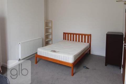 4 bedroom house share to rent, Bath Street, Leamington Spa