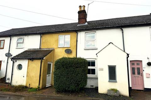 2 bedroom terraced house to rent, Guildford Road, Aldershot GU12