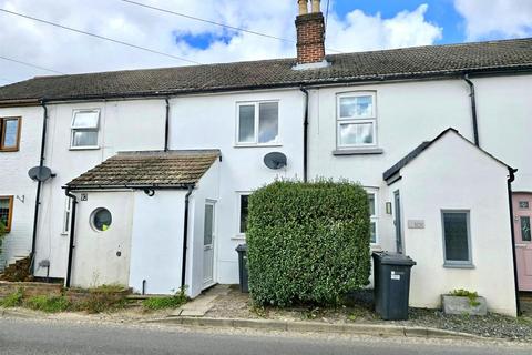 2 bedroom terraced house to rent, Guildford Road, Aldershot GU12