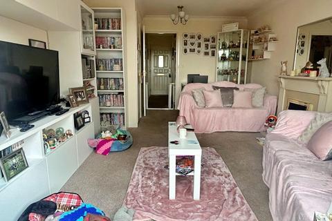 2 bedroom terraced house for sale, Cygnet Drive, Tamworth