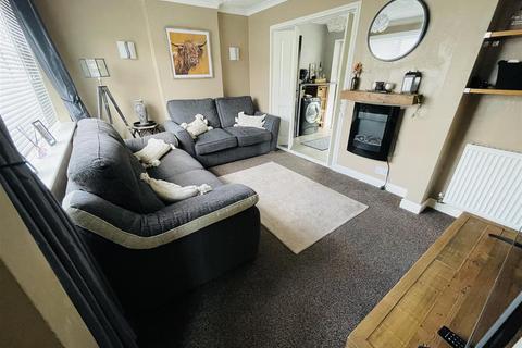 14 Cheviot Close, Nuneaton, CV10 8PS