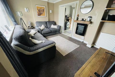 14 Cheviot Close, Nuneaton, CV10 8PS