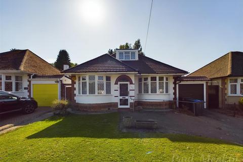 4 bedroom detached bungalow for sale, Limpsfield Road, South Croydon