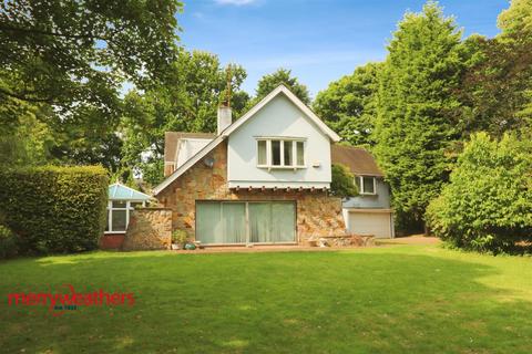 4 bedroom detached house for sale, Kings Way, Moorgate, Rotherham